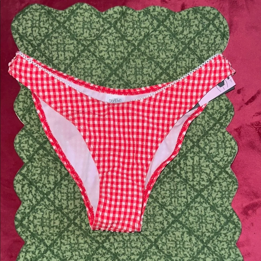 Women's Textured Low-Rise High Leg Cheeky Bikini Bottom - Wild Fable - XL.  NWT